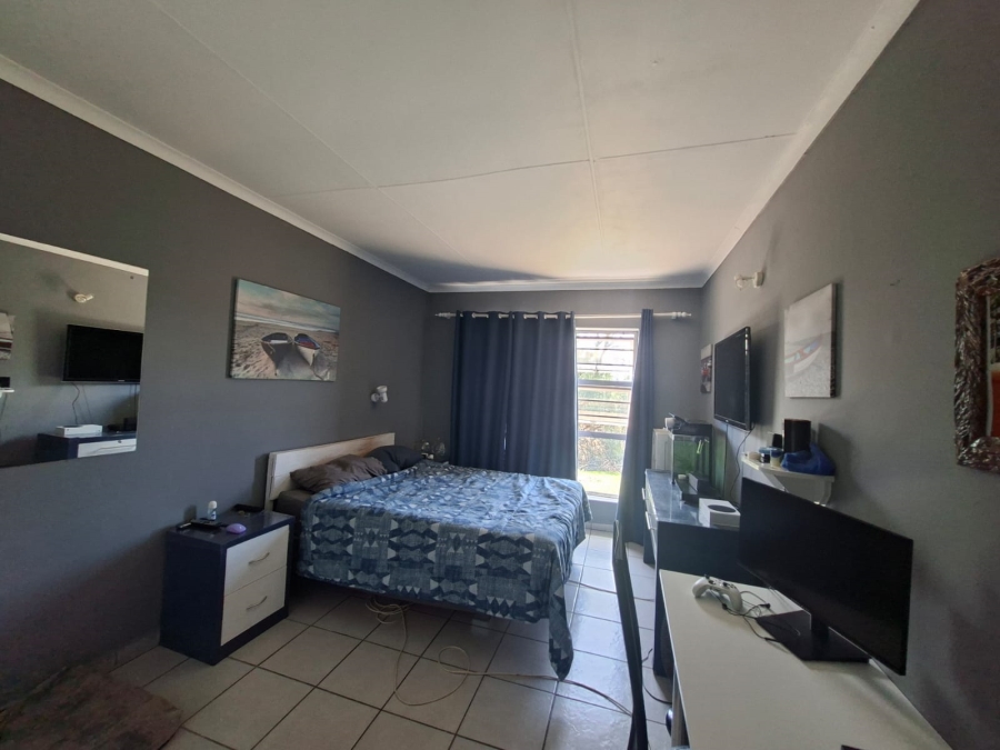 3 Bedroom Property for Sale in Klein Brak Western Cape